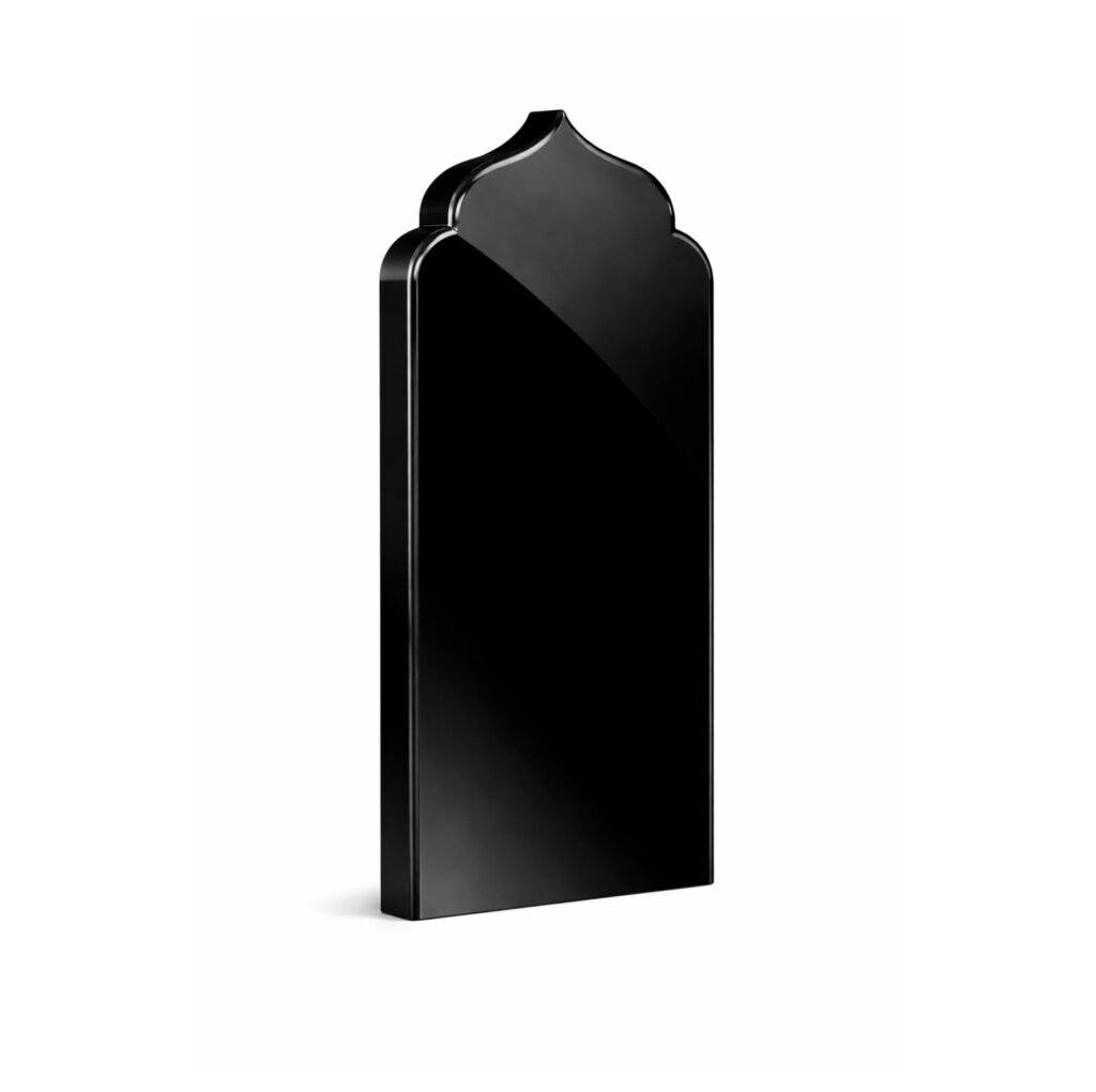 Erikujulised hauakivid FP00